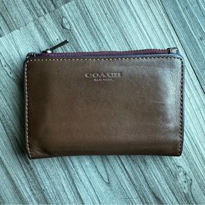 Coach men’s brown leather wallet